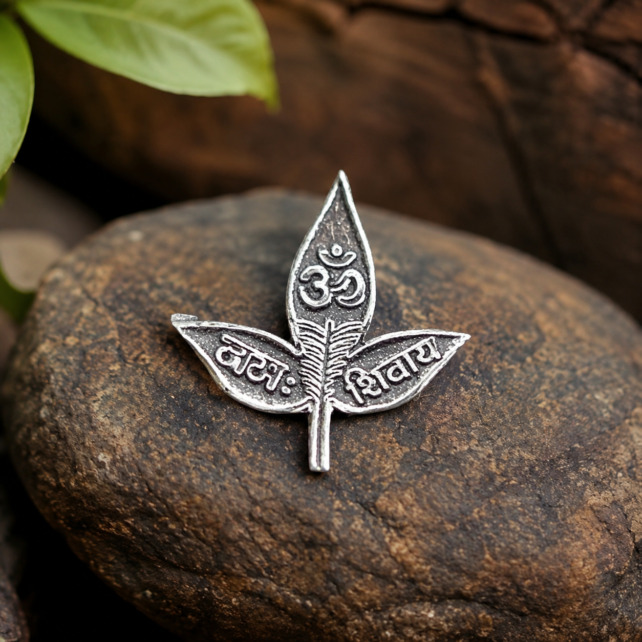 Silver Bilva Patra thumbnail 2